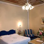 מלון Europa 4*